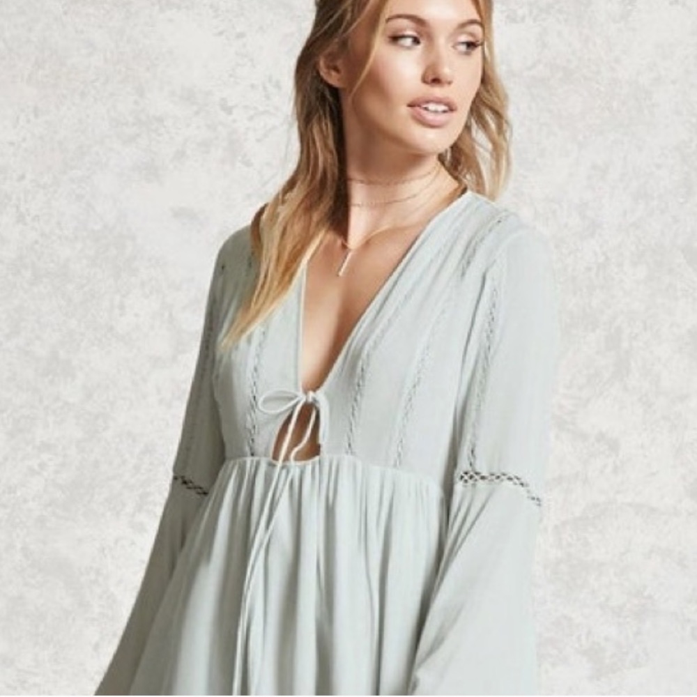 NWT Forever 21 Bell Sleeve Babydoll Dress in Sage, size Large